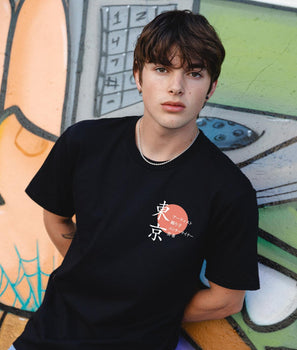 Geisha Samurai Katana Mens T-Shirt - - Riot Society