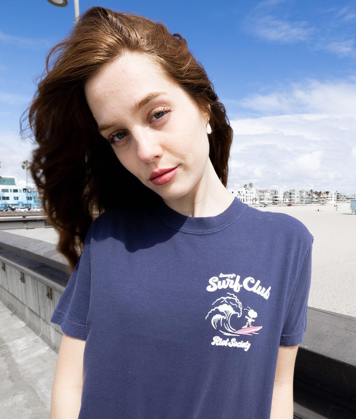 Peanuts Snoopy's Surf Club Puff Boyfriend Tee - - Riot Society