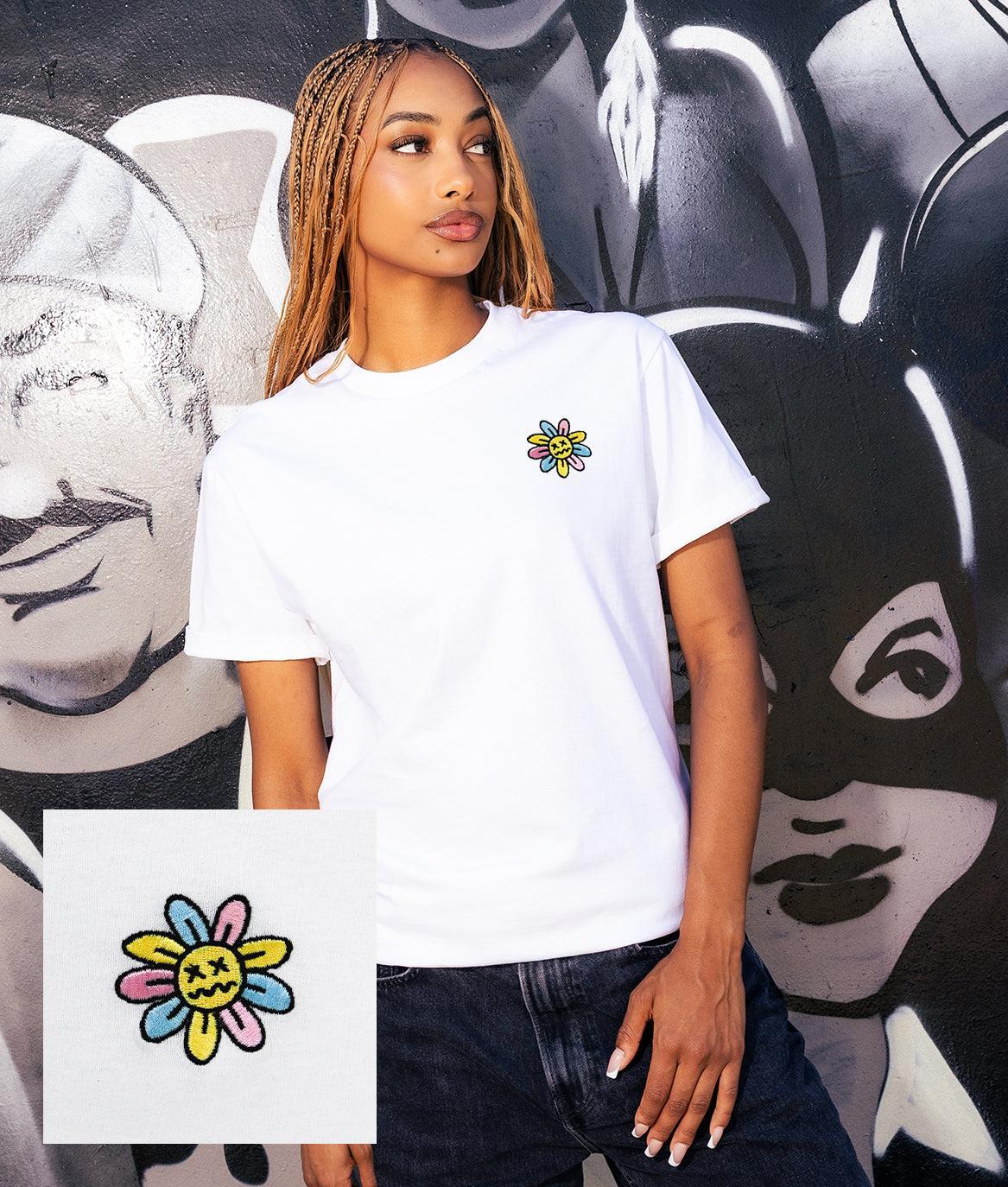 Woozy Face Flower Embroidered Womens Tee - S - Riot Society