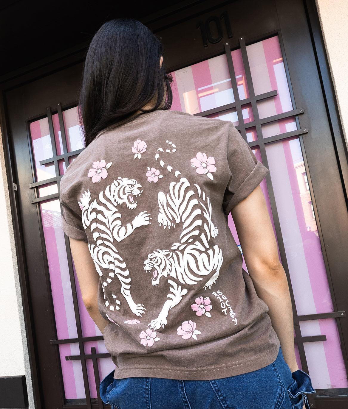 Tiger Cherry Blossoms Puff Boyfriend Tee - S - Riot Society
